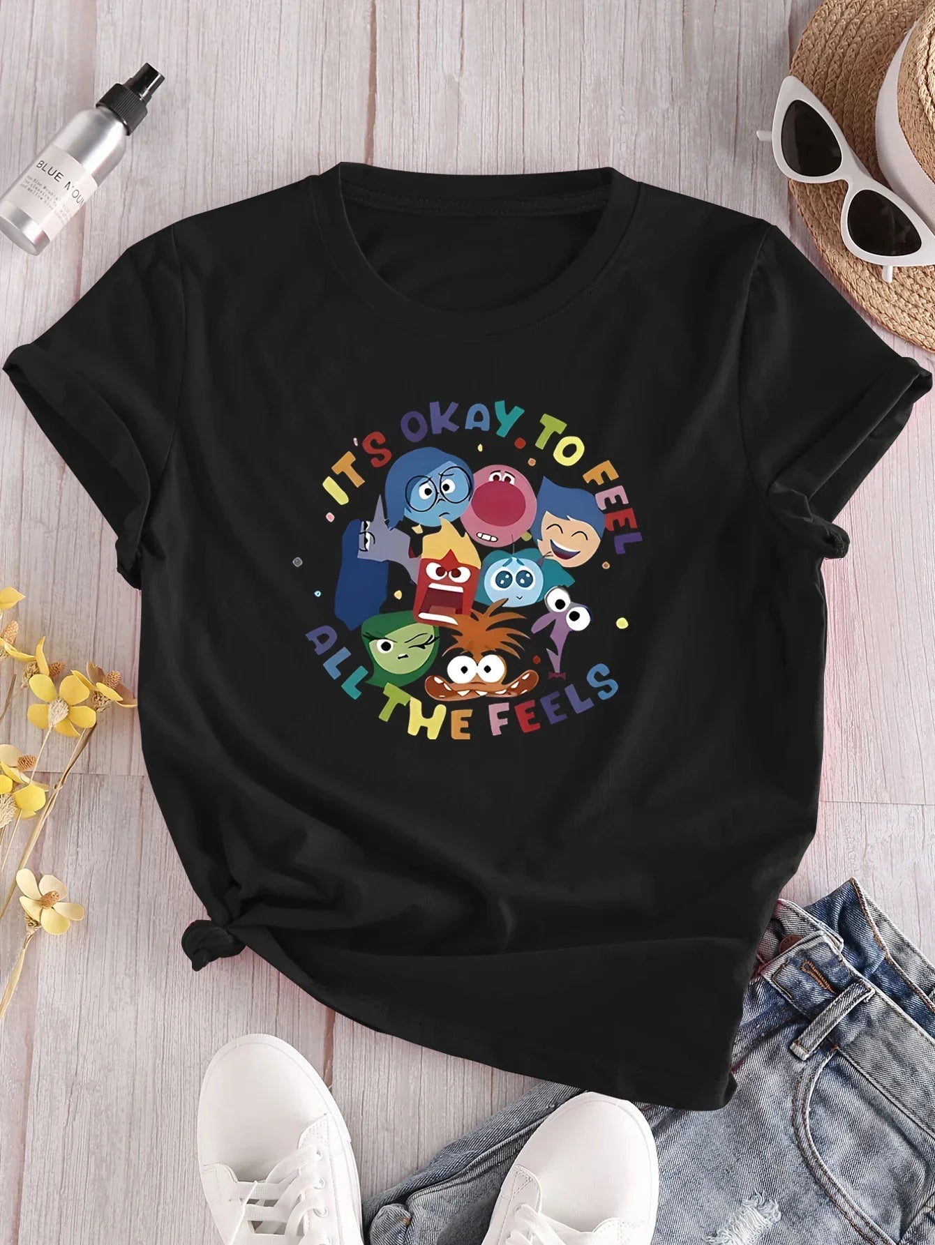 Women's Cartoon Graphic T-Shirts  Casual Crew Neck Short Sleeve Tops  Women's Clothing