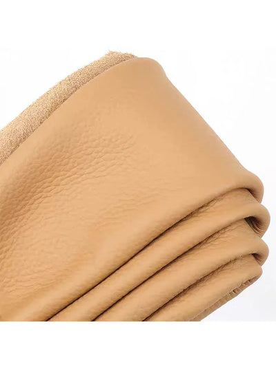 The bedside soft cushion and the entire sofa seat are made of khaki soft cowhide leather, with genuine leather fabric and a whol