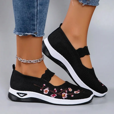 Shoes for Women 2025 Walking Shoes Slip On Arch Support Mother's Shoes Breathable Sneakers Summer Comfortable Casual Trainers