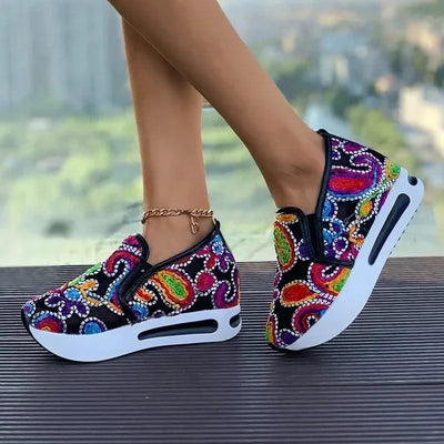 Women's Wedge Shoes New Spring Autumn Fashion Round Toe Floral Pattern Embroidery Mesh Platform Sneakers Increase Height Shoes