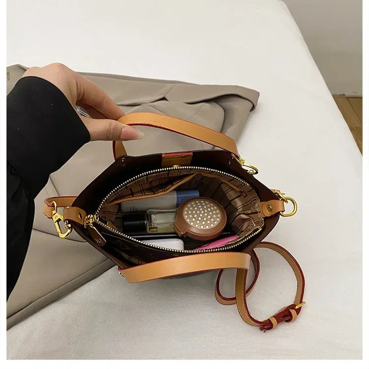 In 2025, Designer Retro Printed Handbags, Convertible Crossbody Bags, and Luxury Textured Best-selling Women's Bags