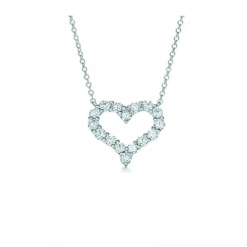 Classic and Trendy love light luxury women's necklace, new trendy party necklace