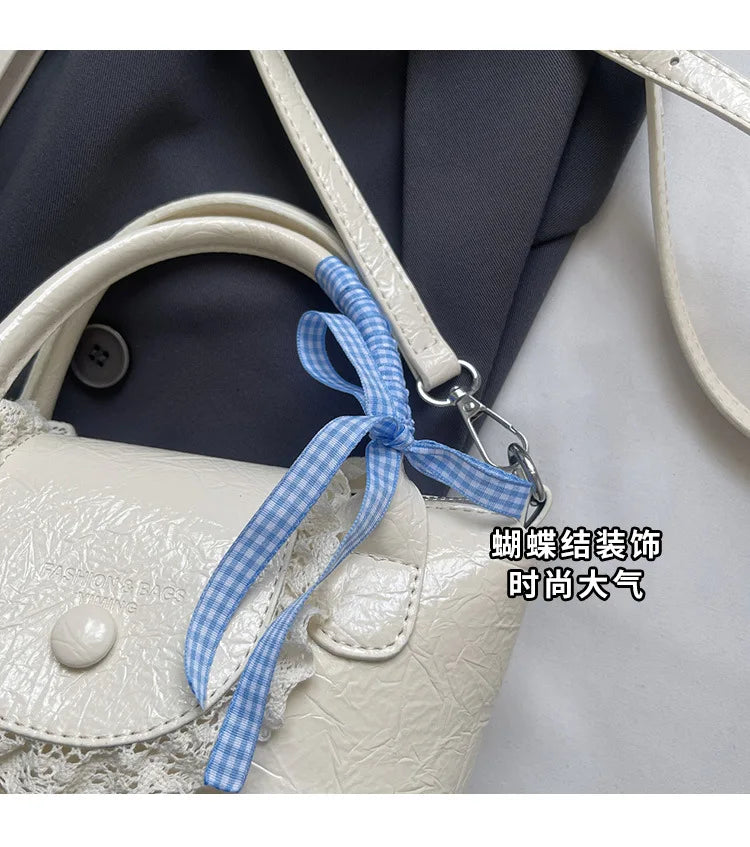 2025 New Designer Hand Carved Shoulder Bag Stylish Textured Crossbody Purse for Women Elegant Handheld Tote Fashionable